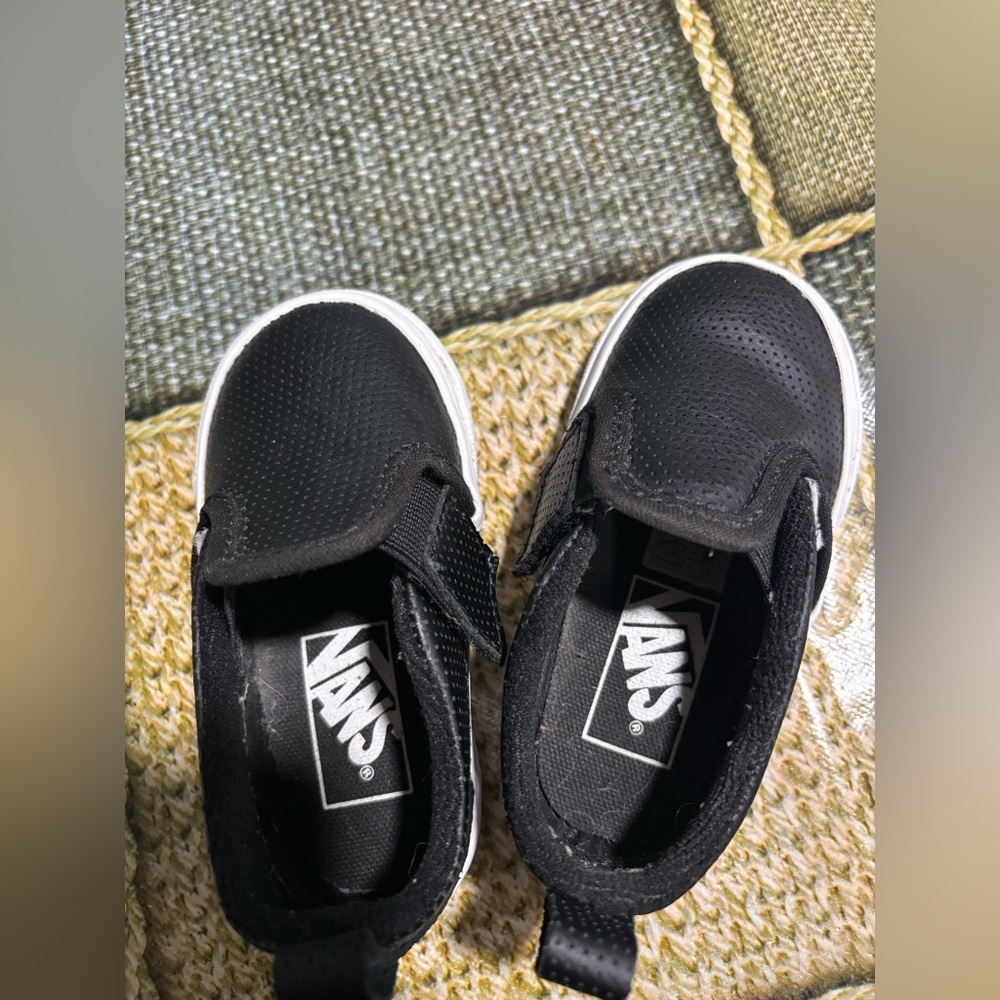 Vans Kids baby Black and White Slip-On Sneakers - Picture 5 of 8